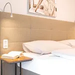 Haus Bachinger Apartment