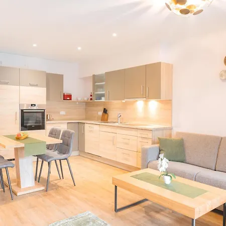 Haus Bachinger * موندزي